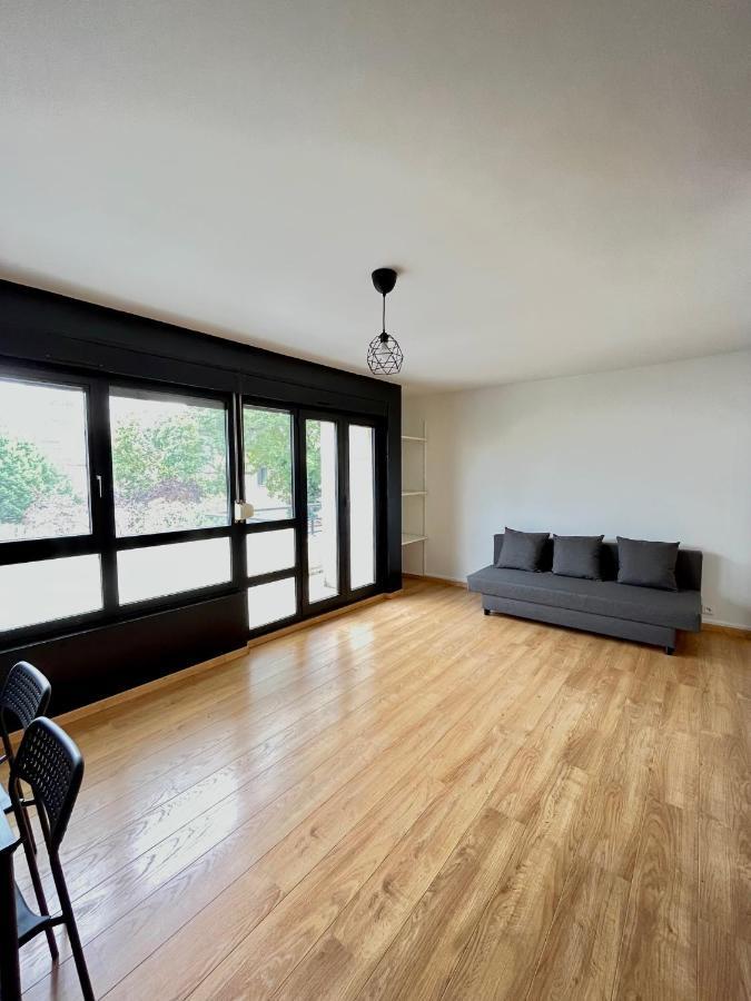 Ponsardin- Appartement Avec Balcon Et Parking Reims Exterior foto
